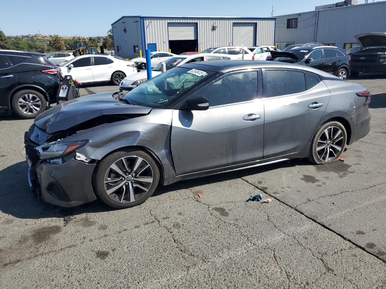 NISSAN MAXIMA S