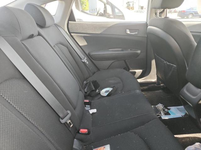 2017 KIA OPTIMA LX - 5XXGT4L31HG152205