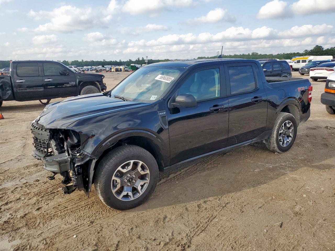 FORD MAVERICK XLT