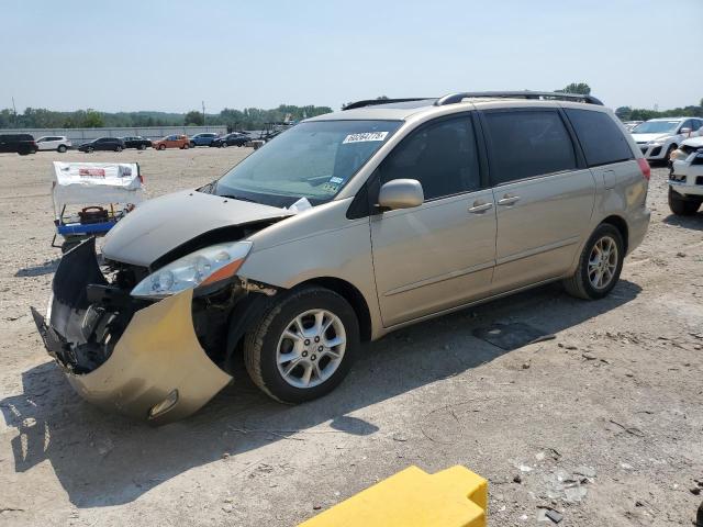 TOYOTA SIENNA XLE