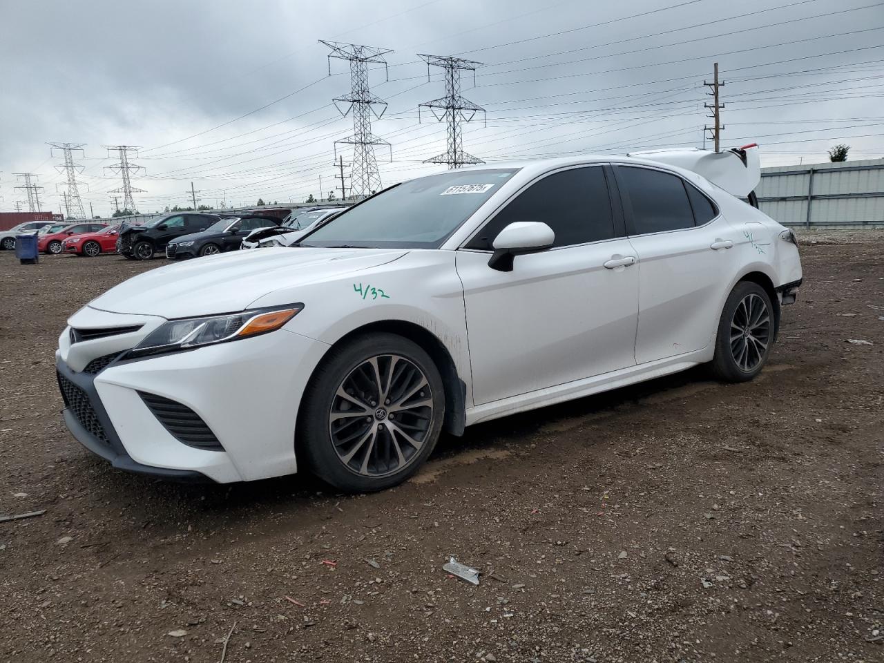 TOYOTA CAMRY SE