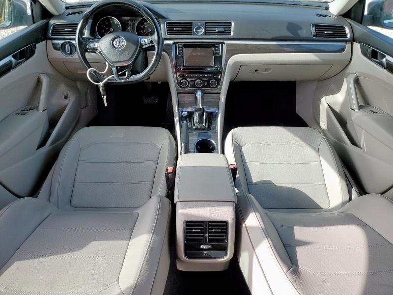 2017 VOLKSWAGEN PASSAT SE - 1VWBT7A30HC050230