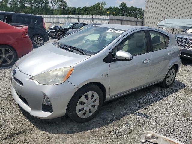 TOYOTA PRIUS C