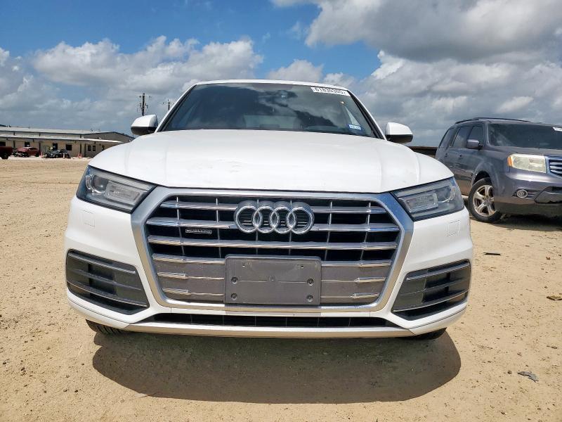 2018 AUDI Q5 PREMIUM WA1ANAFY0J2053256
