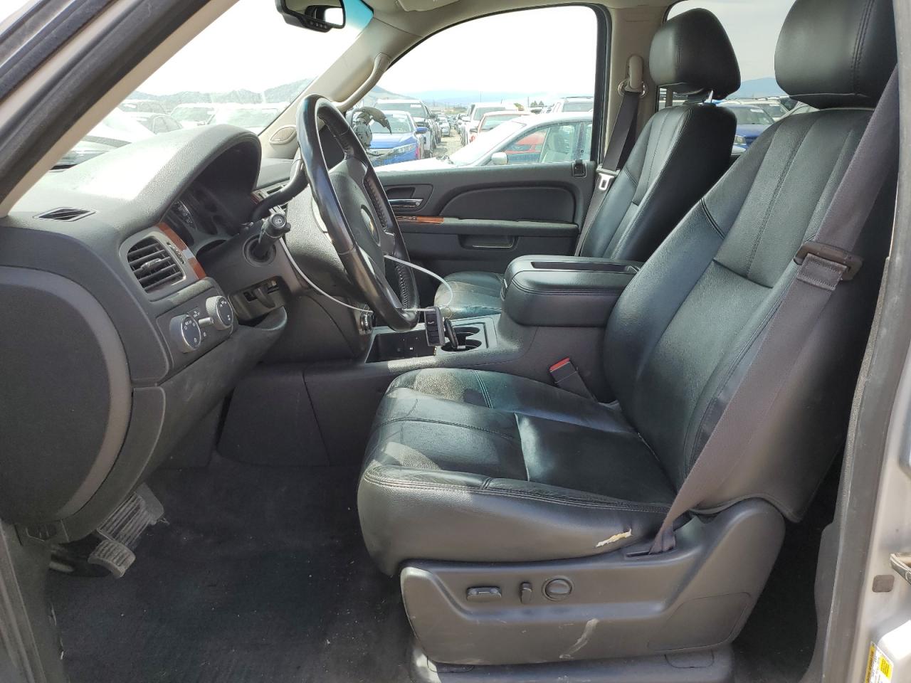 CHEVROLET SUBURBAN K1500 LT