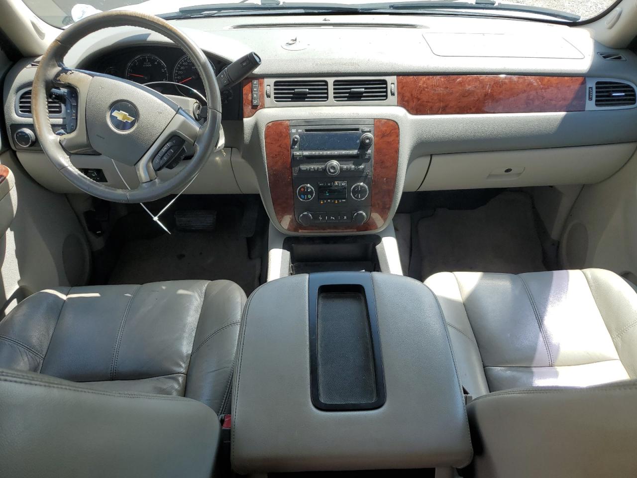 CHEVROLET TAHOE K1500 LT