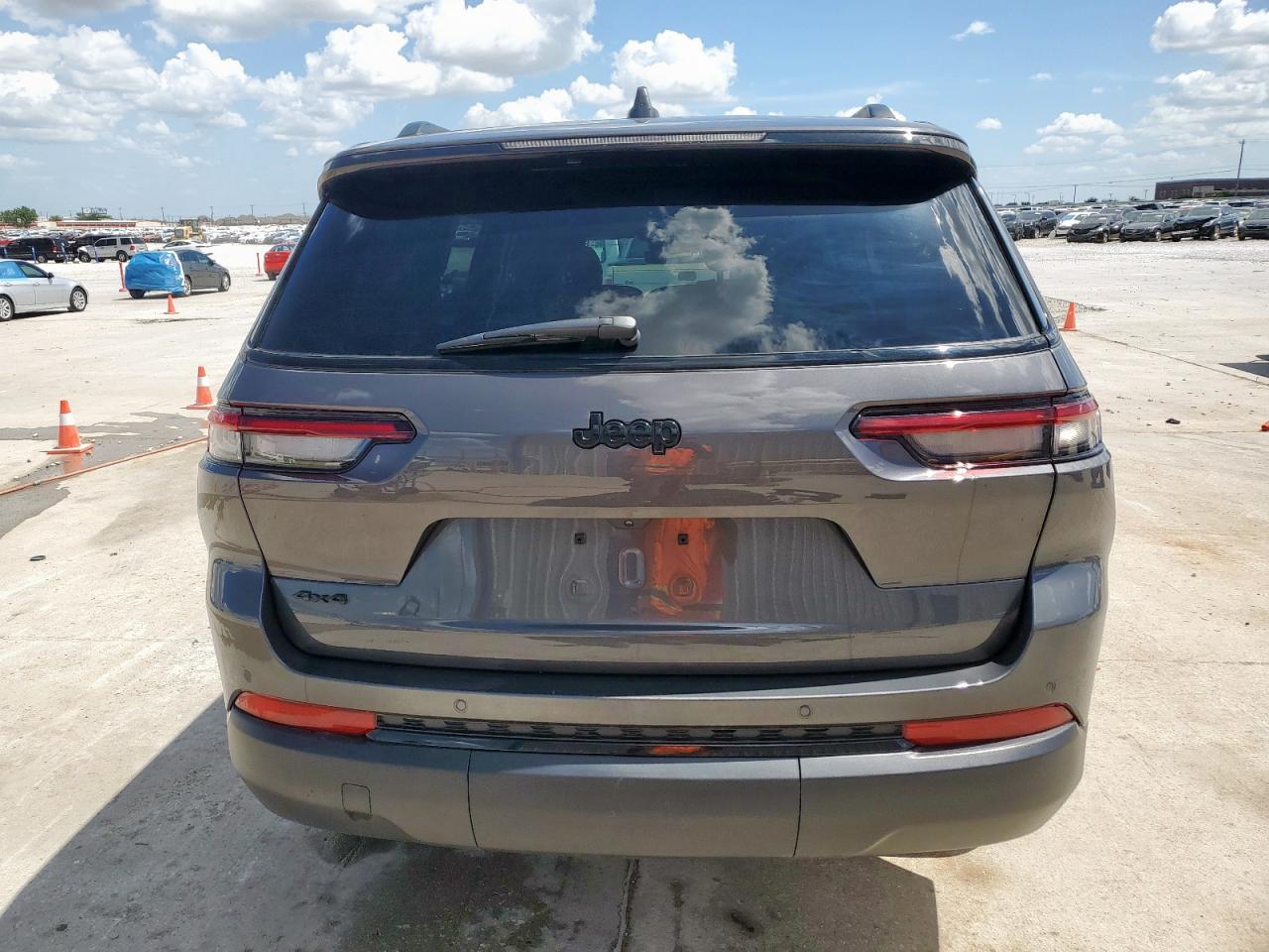 JEEP GRAND CHEROKEE L LAREDO