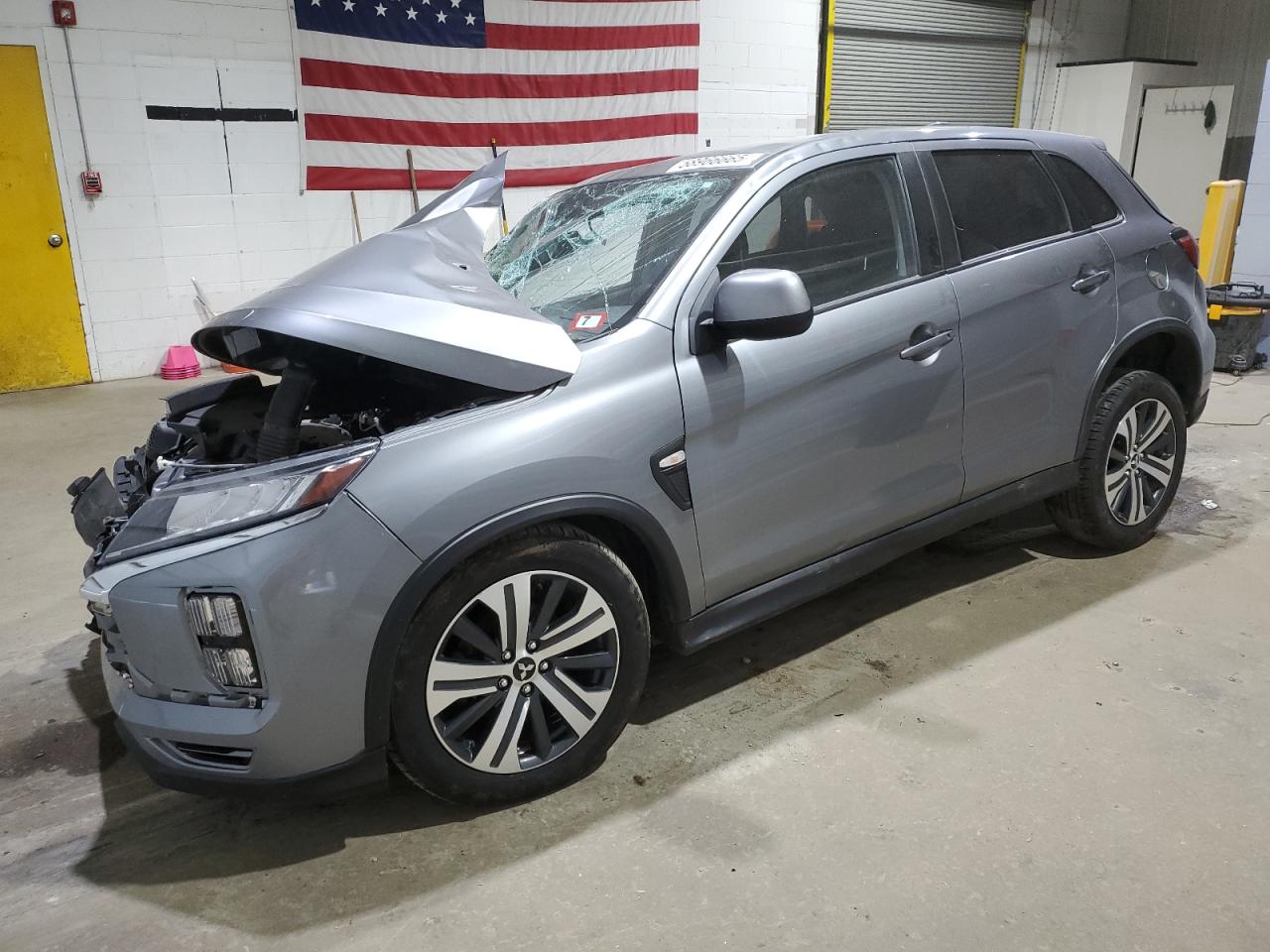 MITSUBISHI OUTLANDER ES