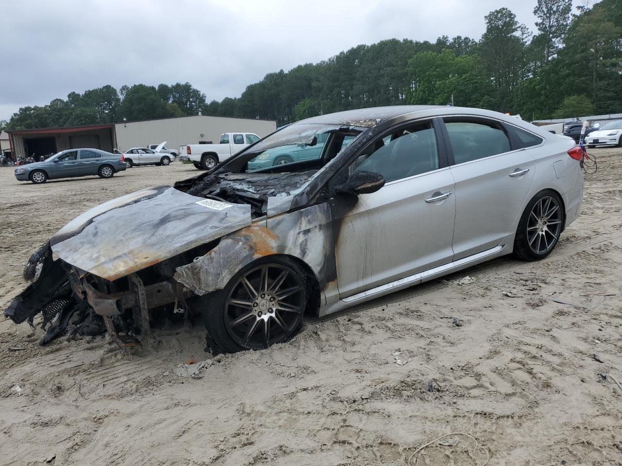 HYUNDAI SONATA SPORT