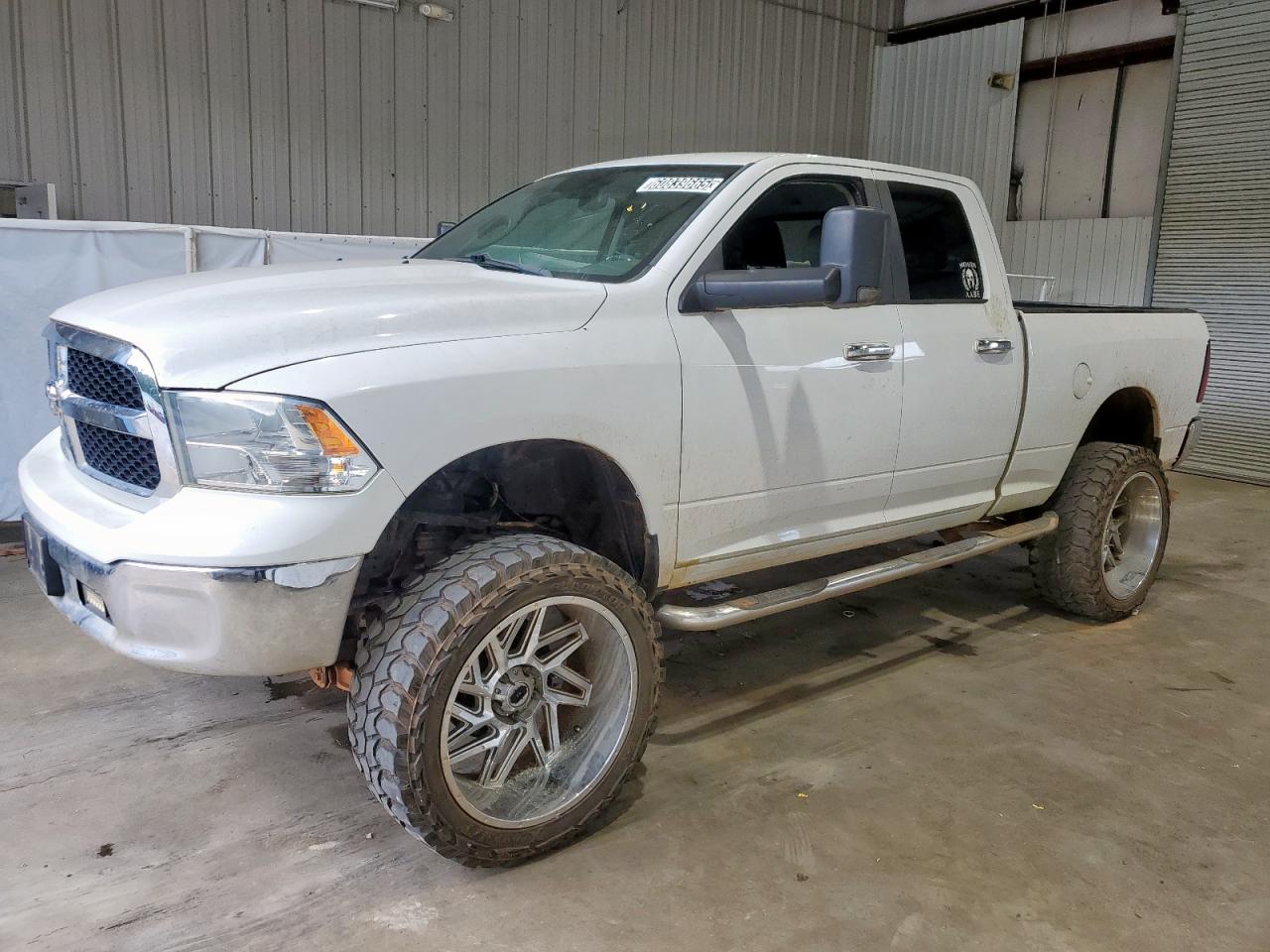 RAM 1500 SLT