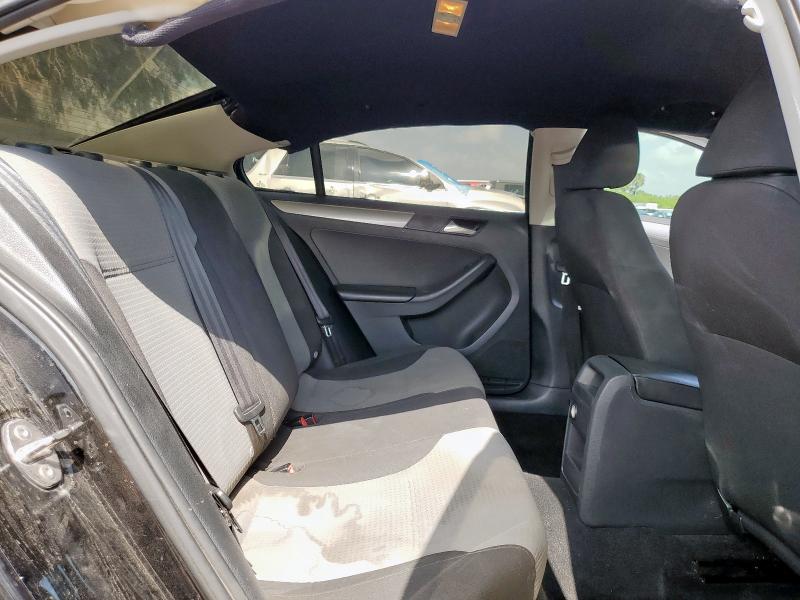 2018 VOLKSWAGEN JETTA S 3VW2B7AJ0JM234525