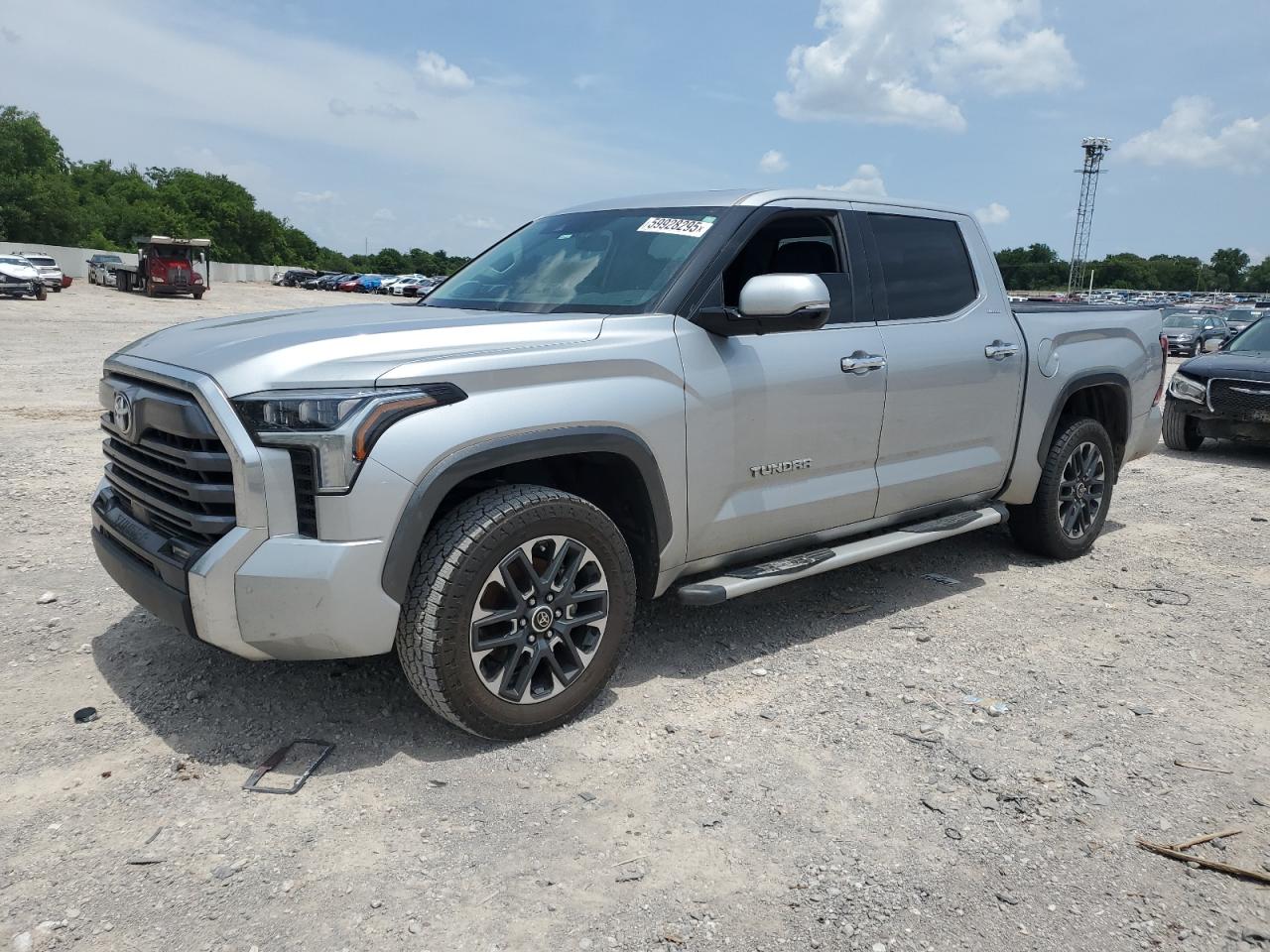 TOYOTA TUNDRA CREWMAX LIMITED