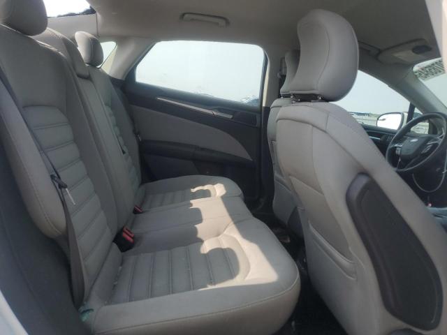 2015 FORD FUSION S 1FA6P0G74F5124587