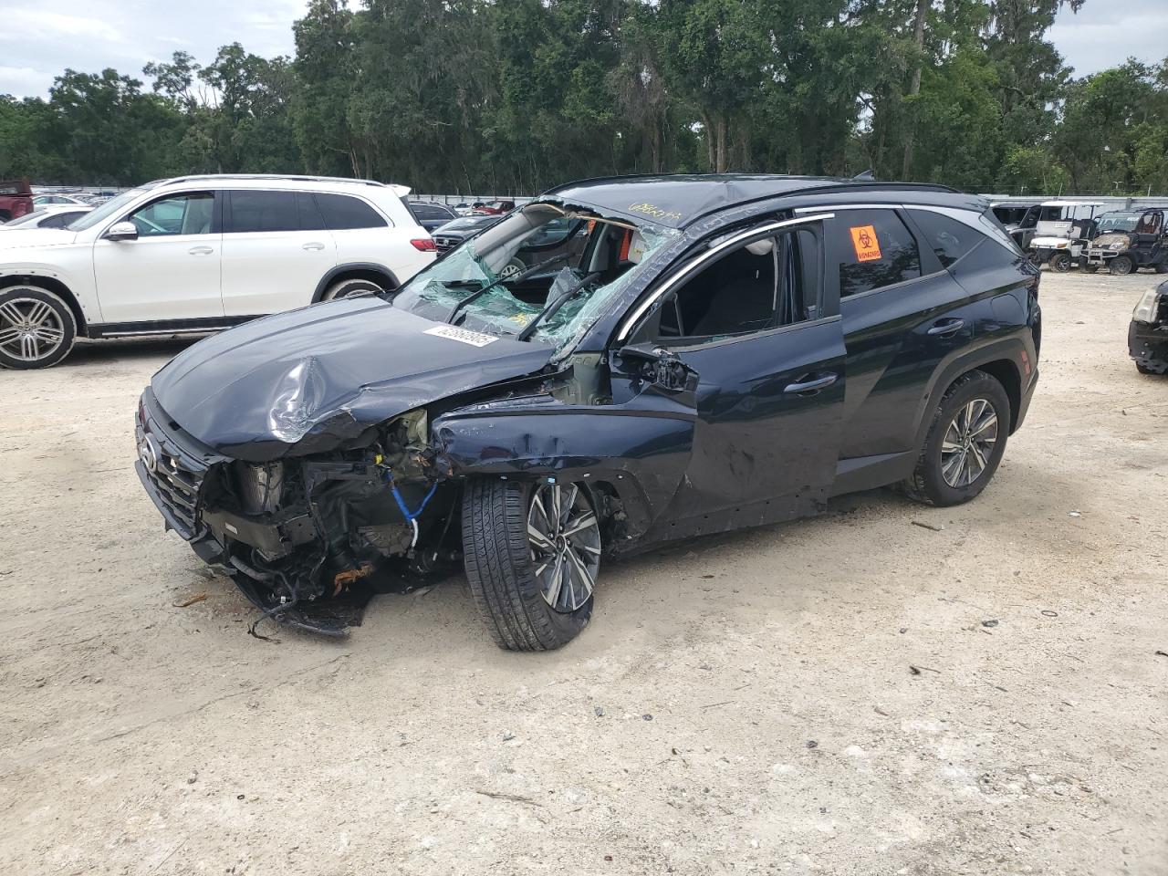 HYUNDAI TUCSON BLUE
