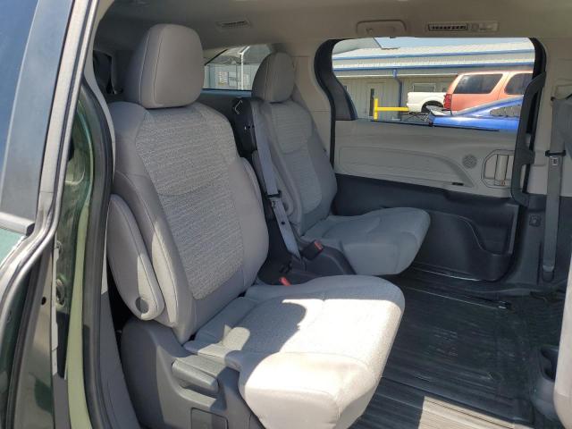 2021 TOYOTA SIENNA LE 5TDKRKEC2MS038099