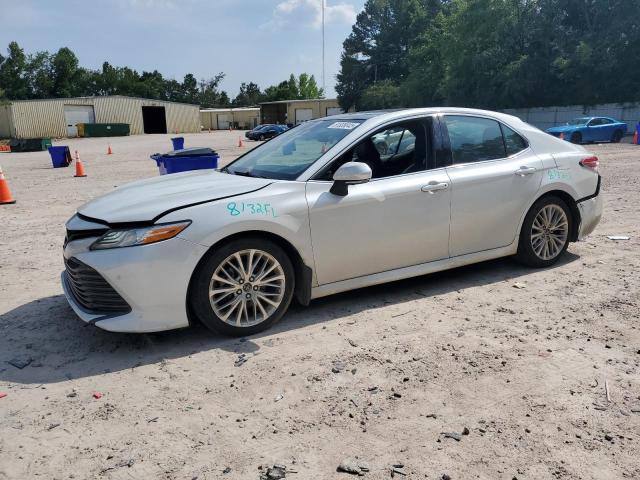 Vin: 4t1b11hk9ju048281, lot: 61838045, toyota camry l 2018 img_1