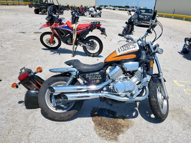 HONDA VF750 C2 2000 two tone  gas JH2RC4345YM500025 photo #1
