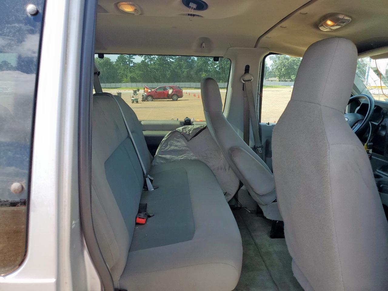 FORD ECONOLINE E350 SUPER DUTY WAGON