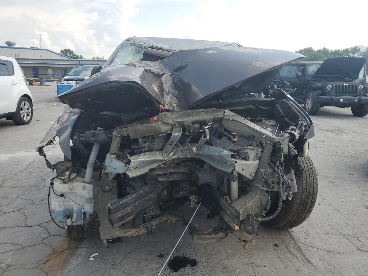 MITSUBISHI OUTLANDER ES