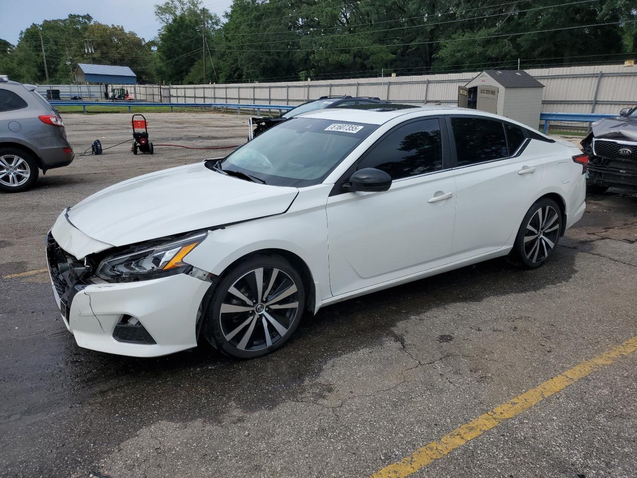NISSAN ALTIMA SR