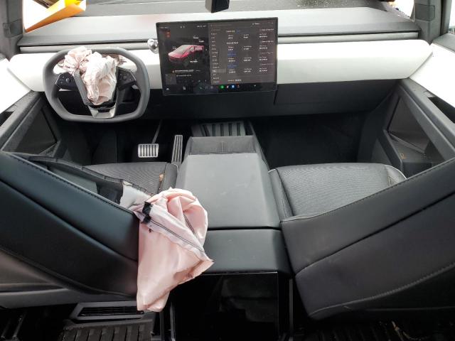 2024 TESLA CYBERTRUCK 7G2CEHED1RA026107