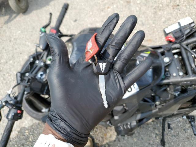 2016 KAWASAKI ZR800 B JKBZRCB15GDA16646