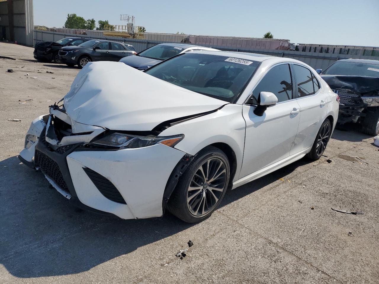 TOYOTA CAMRY SE