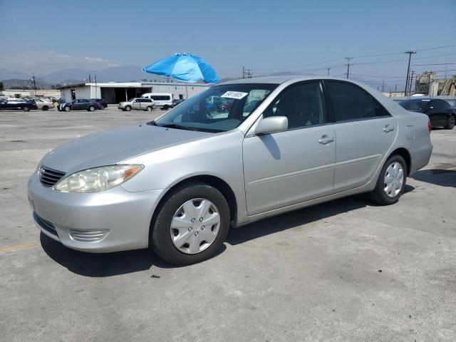 TOYOTA CAMRY LE 2006 silver sedan 4d gas 4T1BE32K76U154759 photo #1