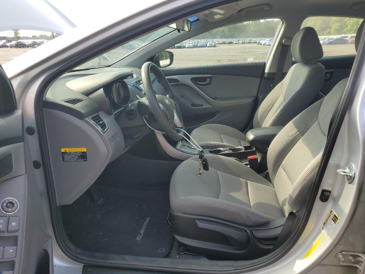 Hyundai Elantra gl 2013