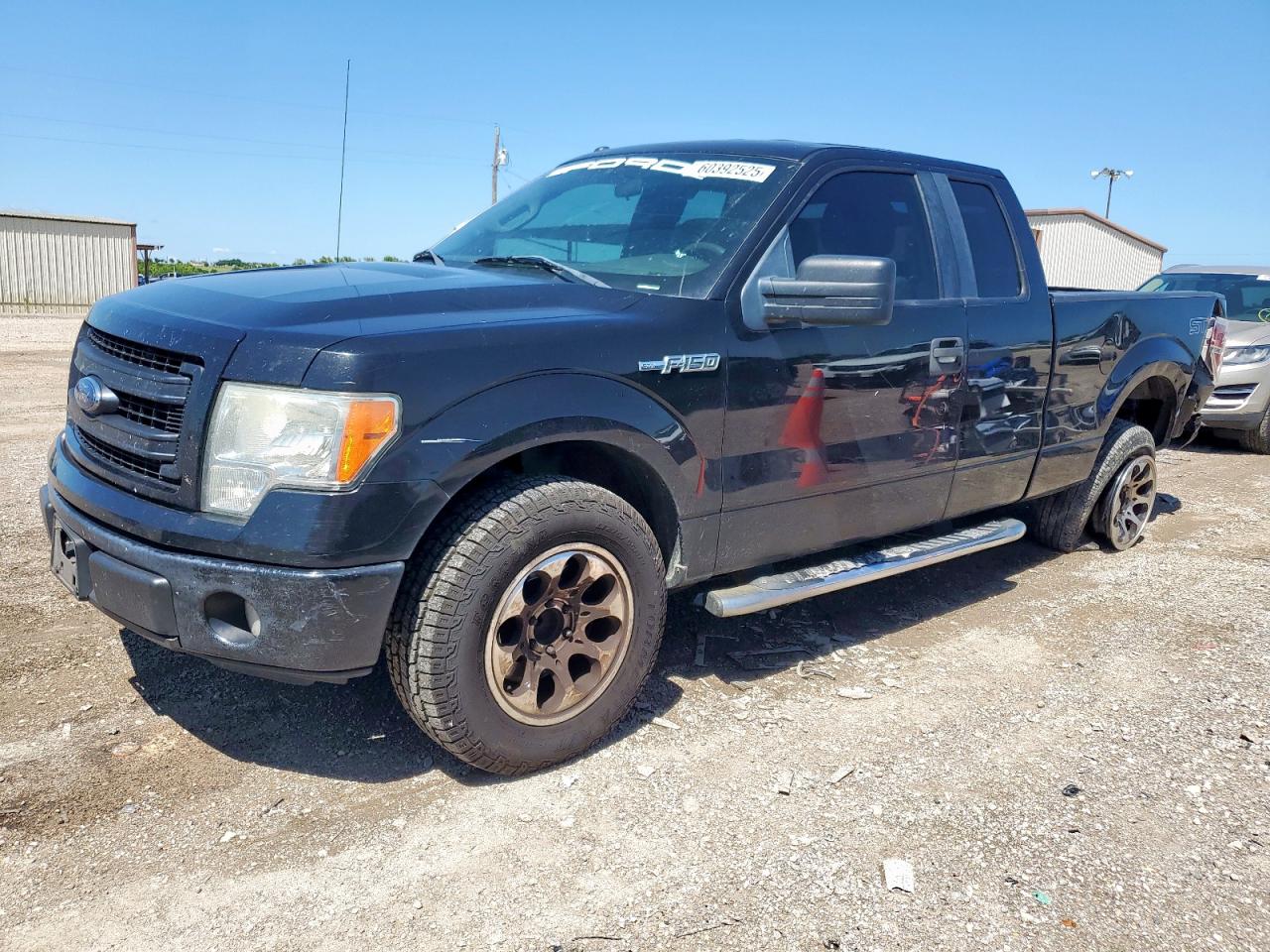 FORD F-150 SUPER CAB
