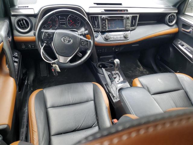 2018 TOYOTA RAV4 SE JTMJFREV5JJ205028