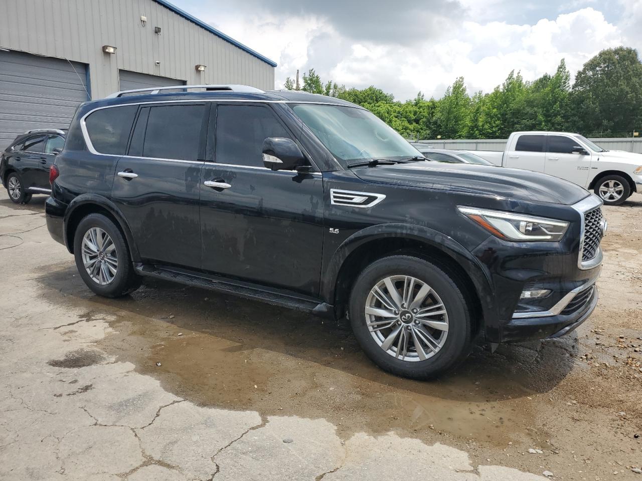 INFINITI QX80 2019