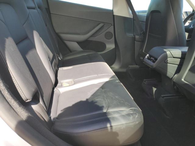 2022 TESLA MODEL Y 7SAYGAEE8NF367118