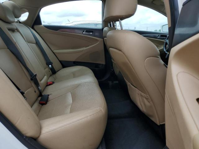 2015 HYUNDAI SONATA HYB - KMHEC4A43FA124087