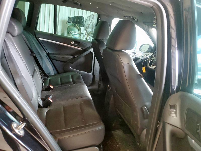 2016 VOLKSWAGEN TIGUAN S WVGBV7AX1GW009095