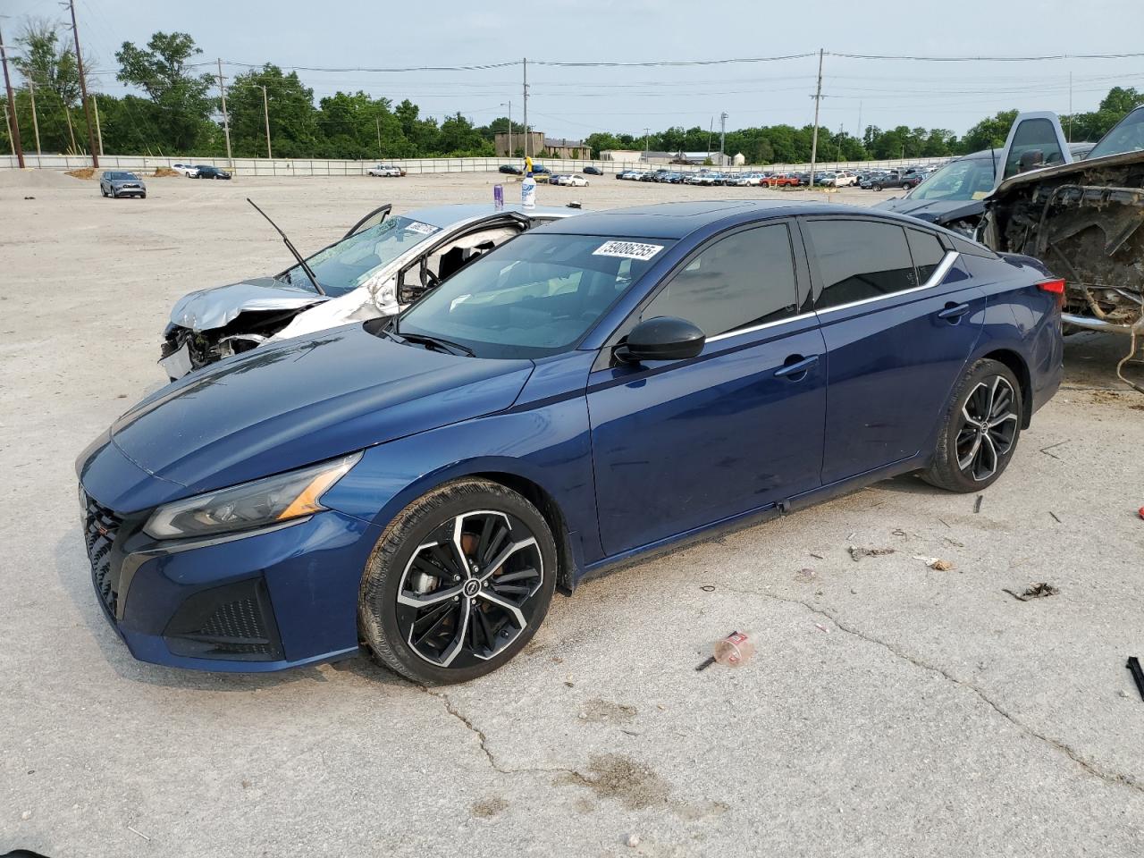 NISSAN ALTIMA SR