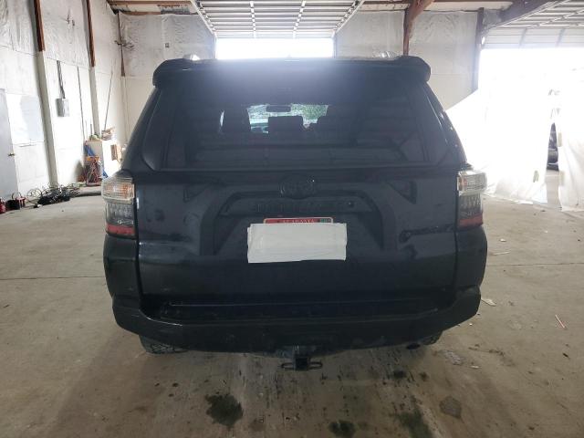 2018 TOYOTA 4RUNNER SR JTEZU5JR0J5186743