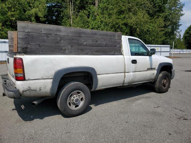GMC SIERRA C25 2003 white  gas 1GTHC24U03Z129178 photo #4