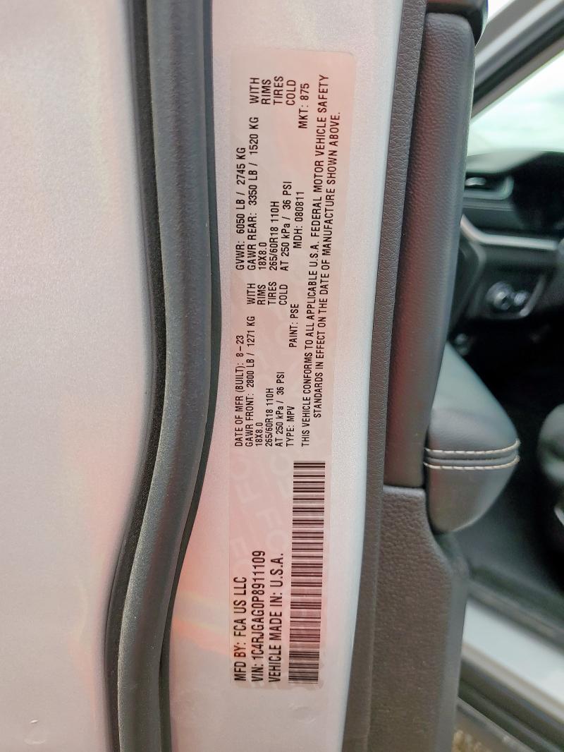 2023 JEEP GRAND CHEROKEE LAREDO 1C4RJGAG0P8911109