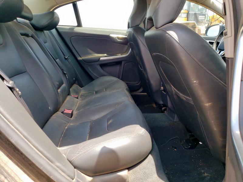 2016 VOLVO S60 YV126MFJ4G2402515