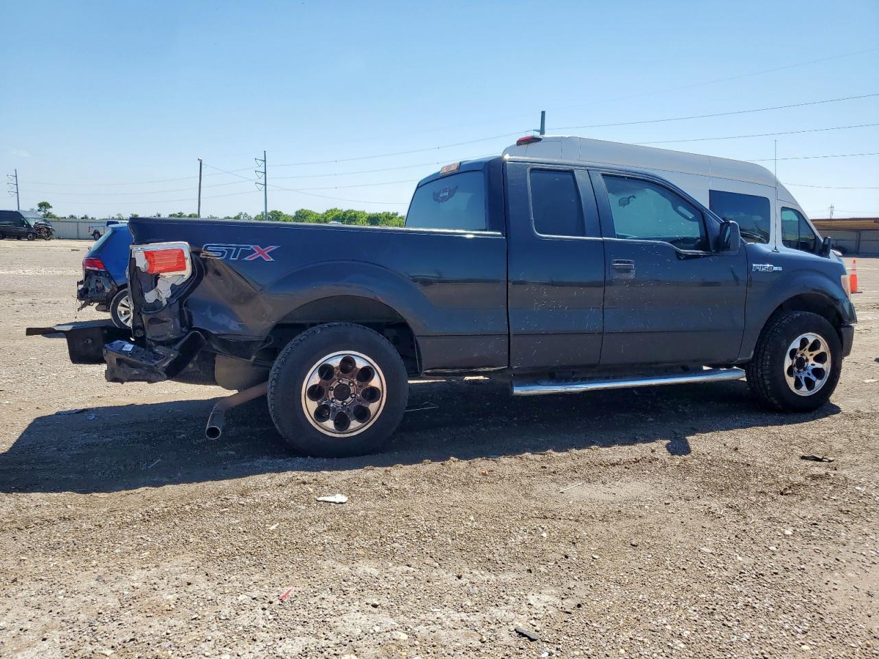 FORD F-150 SUPER CAB