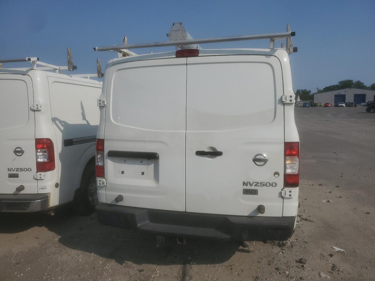NISSAN NV1500 1500 S