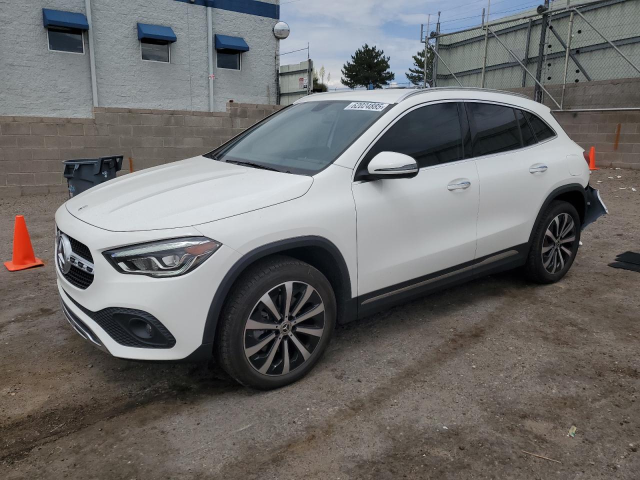 MERCEDES-BENZ GLA-CLASS 250 4MATIC