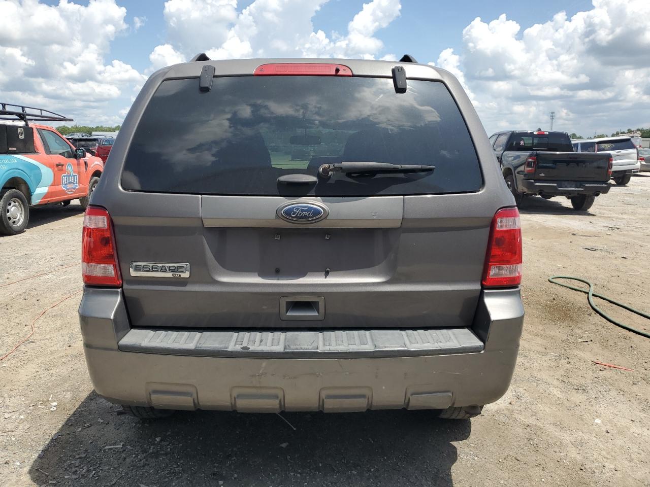 FORD ESCAPE XLT