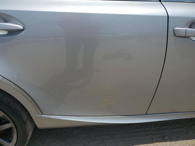 2016 LEXUS IS 200T JTHBA1D21G5017179