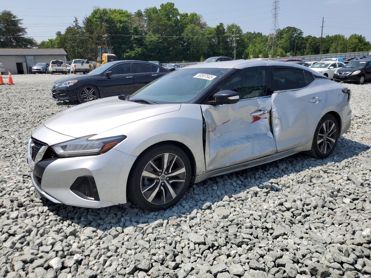 NISSAN MAXIMA SV