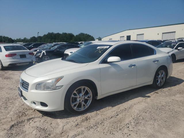 NISSAN MAXIMA S