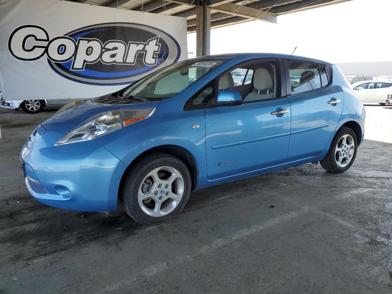 NISSAN LEAF SV