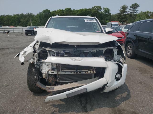 2015 TOYOTA 4RUNNER SR JTEBU5JR9F5264462