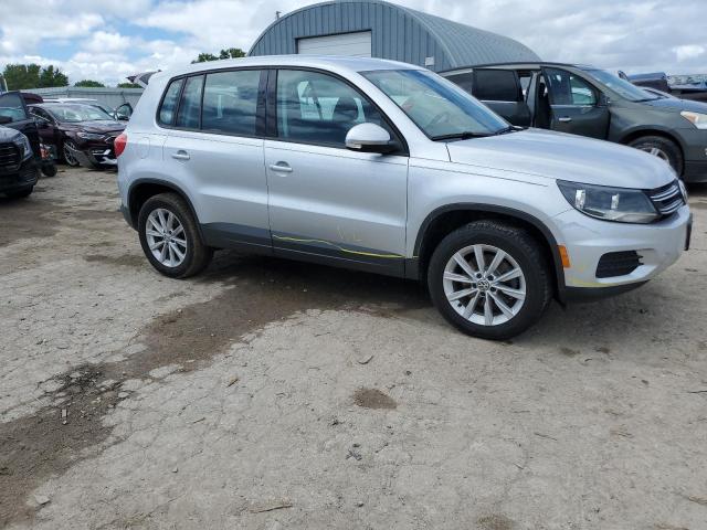 2017 VOLKSWAGEN TIGUAN S WVGAV7AX7HK045877